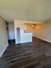 2511 Edison Ave in Sacramento, CA - Building Photo - Building Photo