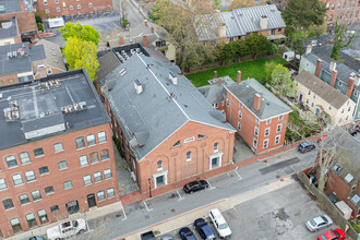 7 Crombie St in Salem, MA - Foto de edificio - Building Photo