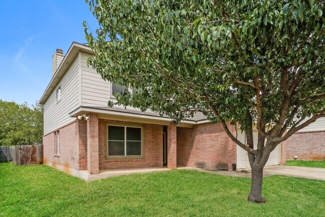 12103 Creek Spur in San Antonio, TX - Building Photo - Building Photo
