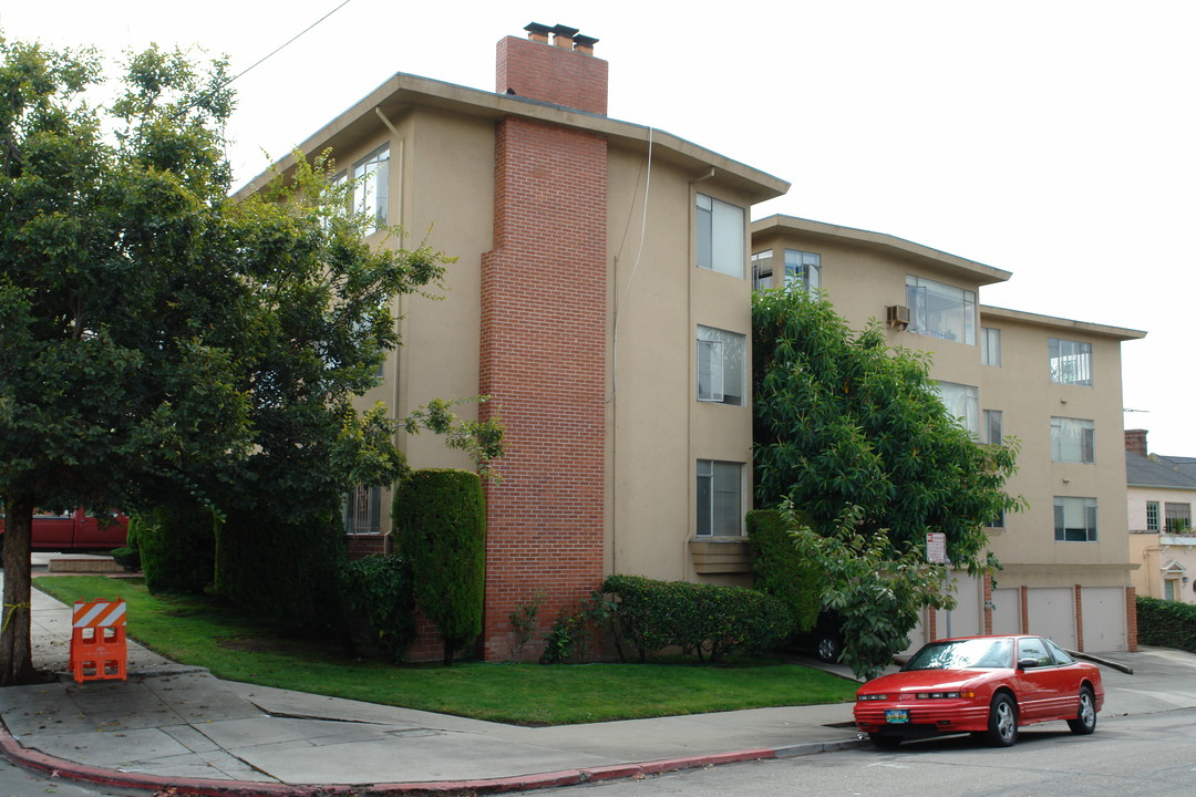 355 Staten in Oakland, CA - Building Photo