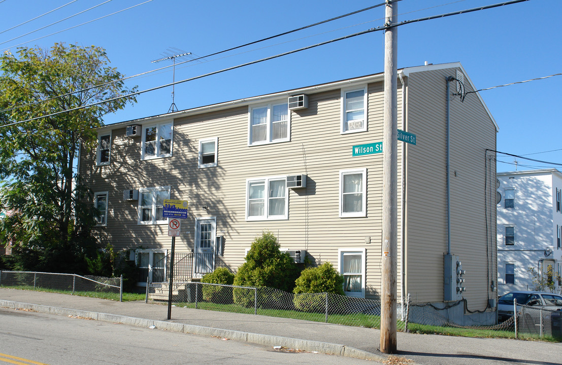 154 Wilson St in Manchester, NH - Building Photo