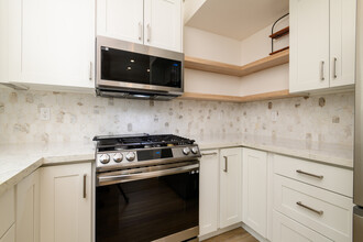 10547 Midvale Ave N in Seattle, WA - Building Photo - Building Photo