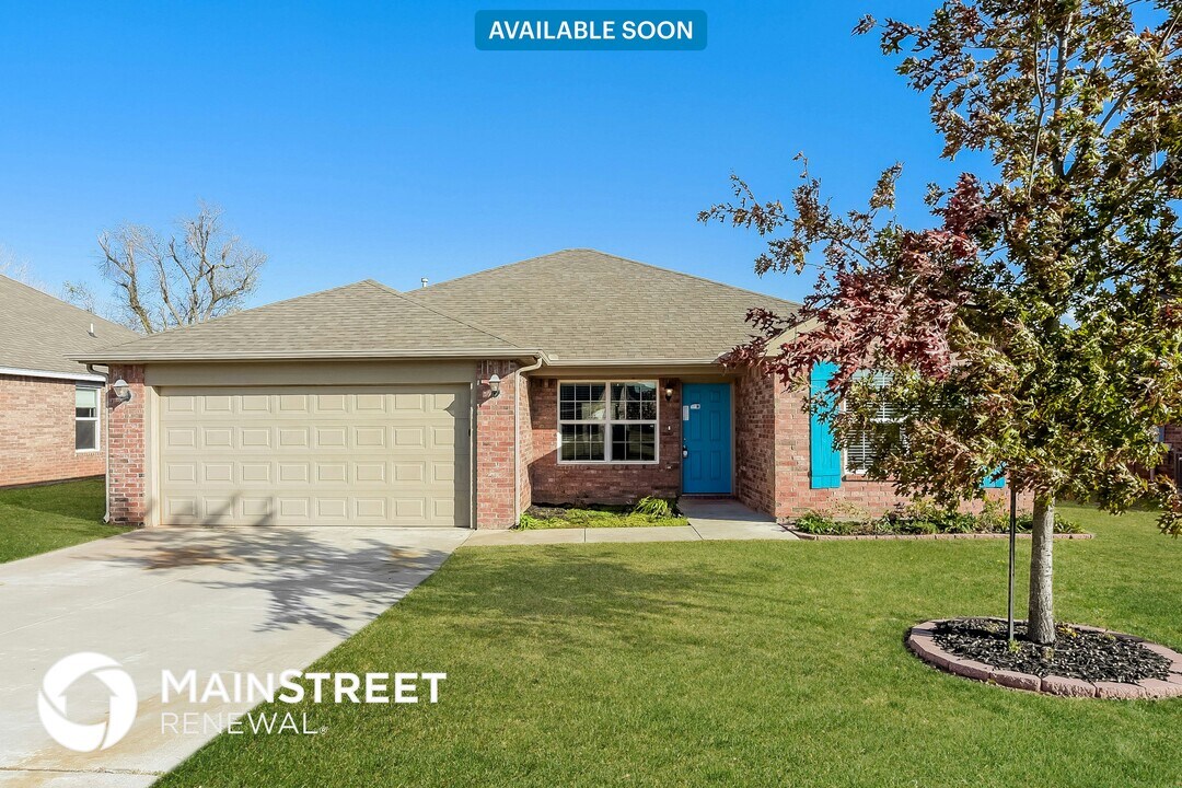 2110 Bradford Ln in Newcastle, OK - Building Photo