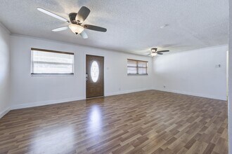 3654 Florida Blvd in Palm Beach Gardens, FL - Building Photo - Building Photo