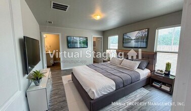 2134 N Texas Ave in Lubbock, TX - Foto de edificio - Building Photo