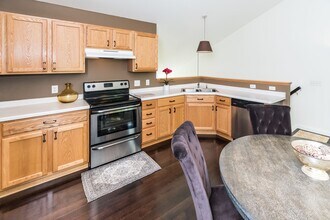 1102 Bergmann Dr in Stillwater, MN - Building Photo - Building Photo