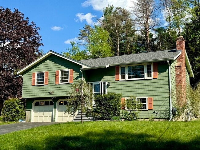 property at 33 Simon Willard Rd