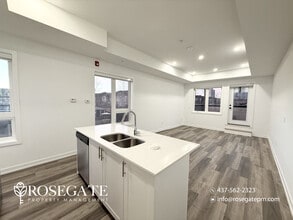 Bright Corner-Unit Townhouse with 3 Bedrooms & Private Outdoor Spaces in Scarborough in Toronto, ON - Building Photo - Building Photo