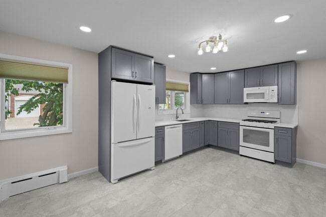 property at 341 Westervelt Pl