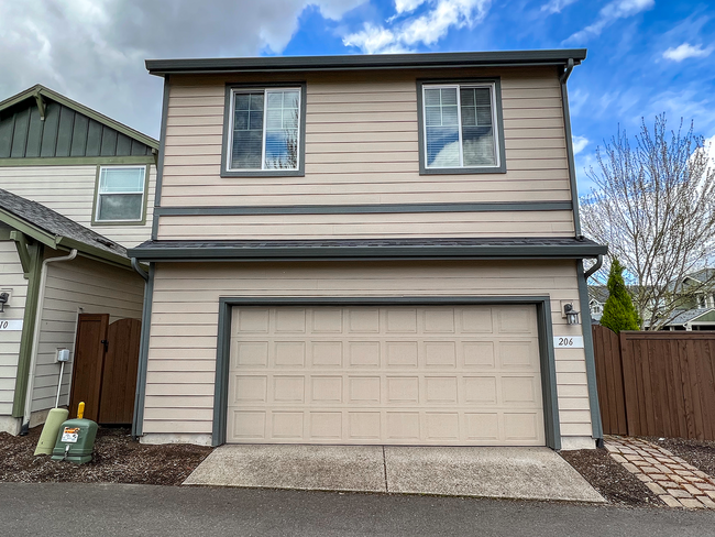 206 SW Marsuda Terrace in Beaverton, OR - Building Photo - Building Photo