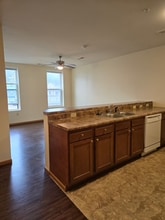 525 10th St W in Huntington, WV - Building Photo - Building Photo