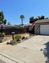 8627 Ian Way in Santee, CA - Building Photo