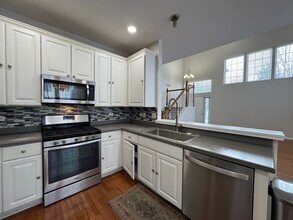 3029 Peachtree Cir in Aurora, IL - Building Photo - Building Photo