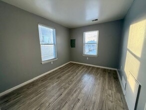 28399 Felician St in Roseville, MI - Building Photo - Building Photo