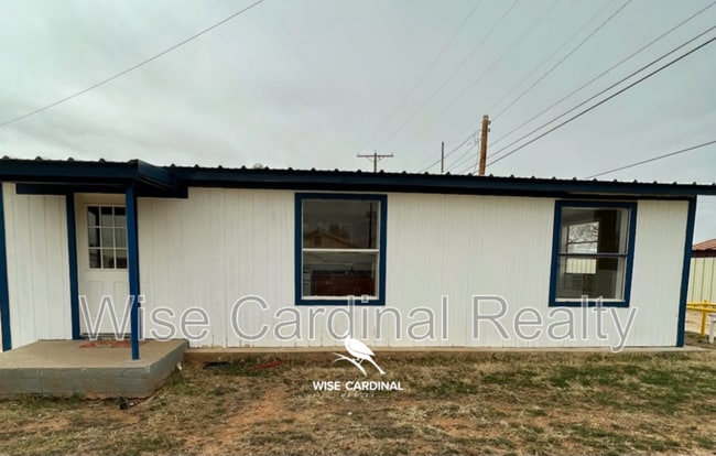 property at 1017 N Main Ave