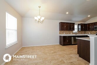 2705 Crystal Pine Dr in Yukon, OK - Building Photo - Building Photo