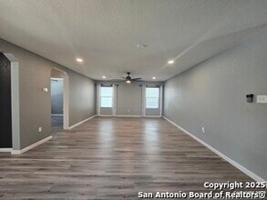 114 Palma Noce in San Antonio, TX - Building Photo - Building Photo