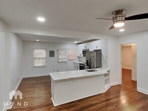 1416 Whilden Pl in Greensboro, NC - Foto de edificio - Building Photo