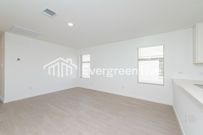 12512 Huntington Rdg Wy in Oklahoma City, OK - Building Photo - Building Photo