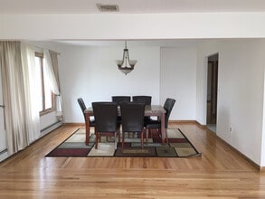 193 Banta Ave, Unit apartment 2nd FL in Garfield, NJ - Building Photo - Building Photo