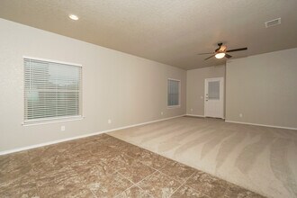 1534 Dancing Wolf in San Antonio, TX - Building Photo - Building Photo