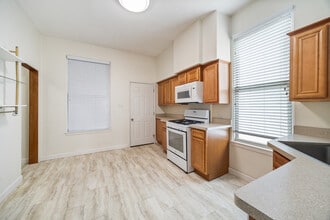 1848 W Wabansia Ave in Chicago, IL - Building Photo - Building Photo