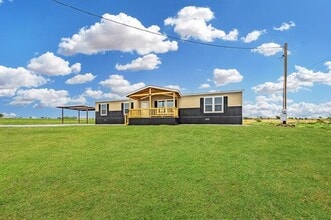 204 El Dorado St in Decatur, TX - Building Photo - Building Photo