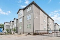 1620 Oak Tree Dr - 26