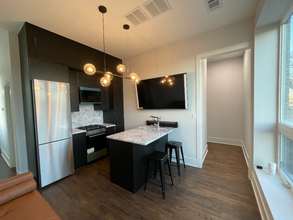 1647 W Hubbard St in Chicago, IL - Building Photo - Building Photo