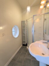 346 S Rose St-Unit -Apt 1 in Kalamazoo, MI - Foto de edificio - Building Photo