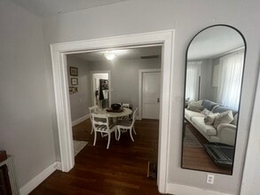 1220 Waugh Dr, Unit 4 in Houston, TX - Foto de edificio - Building Photo