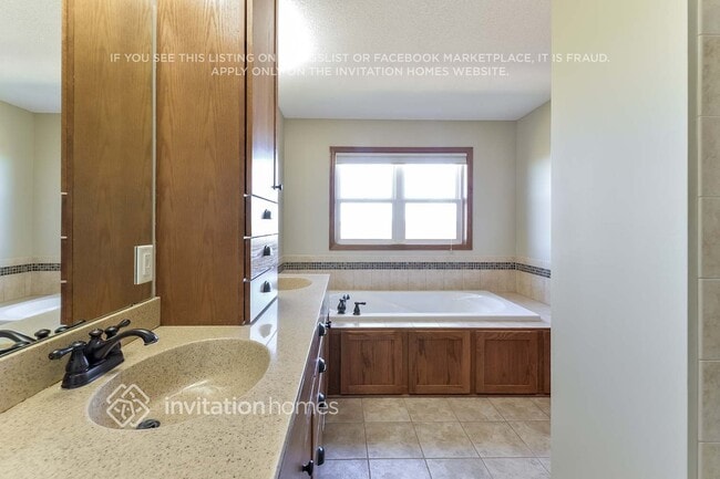 838 Watertown Ave in Delano, MN - Building Photo - Building Photo