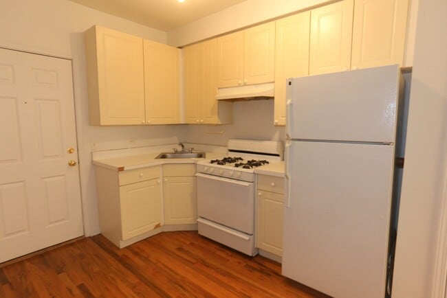 922 W Dakin in Chicago, IL - Building Photo - Building Photo