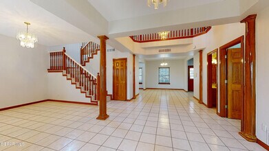 9033 Leo St in El Paso, TX - Building Photo - Building Photo