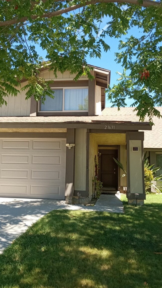 property at 21631 Grovepark Dr