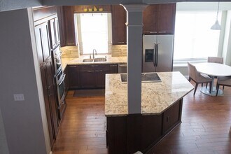 1801 Dapplegrey Ln in Austin, TX - Building Photo - Building Photo