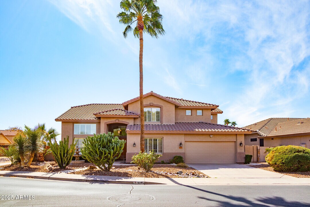 6105 W Kimberly Way in Glendale, AZ - Building Photo