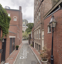 11 Ridgeway Ln, Unit 1 in Boston, MA - Building Photo