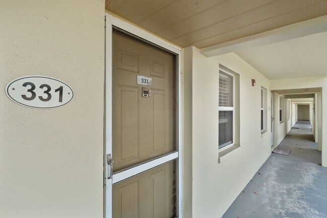 property at 433 Cerromar Ln