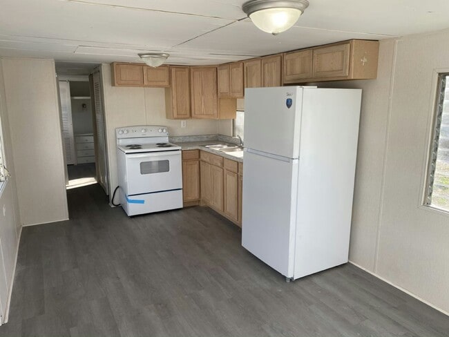 5 Circle Dr in Mount Dora, FL - Building Photo - Building Photo