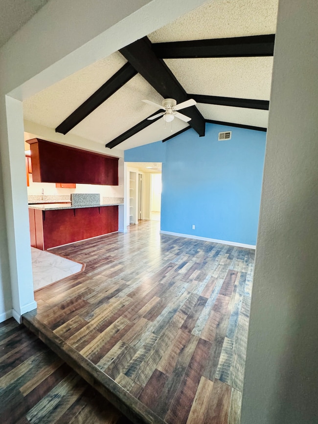 5169 Karm Way in Sacramento, CA - Building Photo - Building Photo