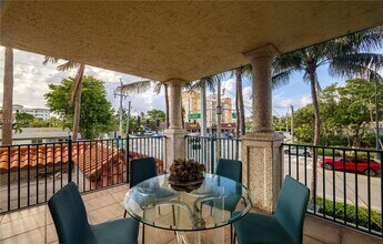 9 NE 20th Ave in Deerfield Beach, FL - Building Photo - Building Photo