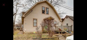 212 N Fifth St., Unit B Upstairs 1/1 in Boonville, IN - Building Photo