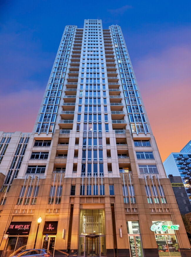 property at 1400 S Michigan Ave