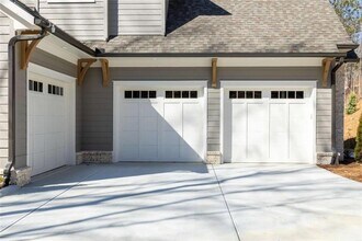 6915 Running Deer Ct in Flowery Branch, GA - Building Photo - Building Photo