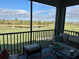 17565 Opal Sand Dr in Venice, FL - Building Photo