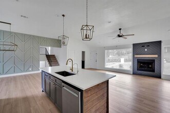 3301 Yellowstone Dr in Arlington, TX - Building Photo - Building Photo