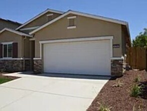 4284 Lasalle Dr in Merced, CA - Building Photo - Building Photo