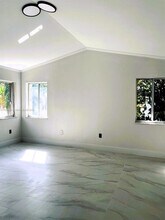 11232 NW 51st Terrace in Doral, FL - Building Photo - Building Photo