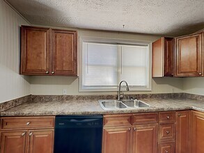5139 Russell Ln in Greenwood, IN - Building Photo - Building Photo